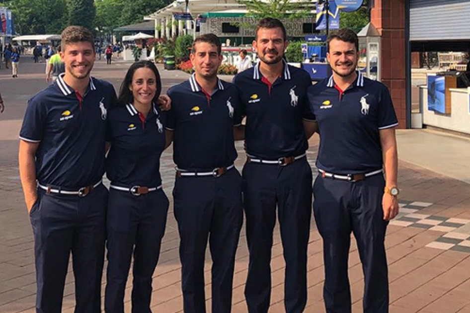 Siete oficiales espaoles arbitran en el US Open