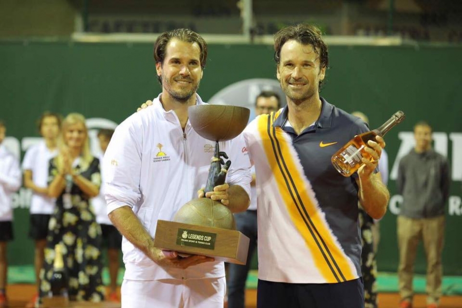 Carlos Moy es finalista de la Legends Cup de Palma ante Tommy Haas