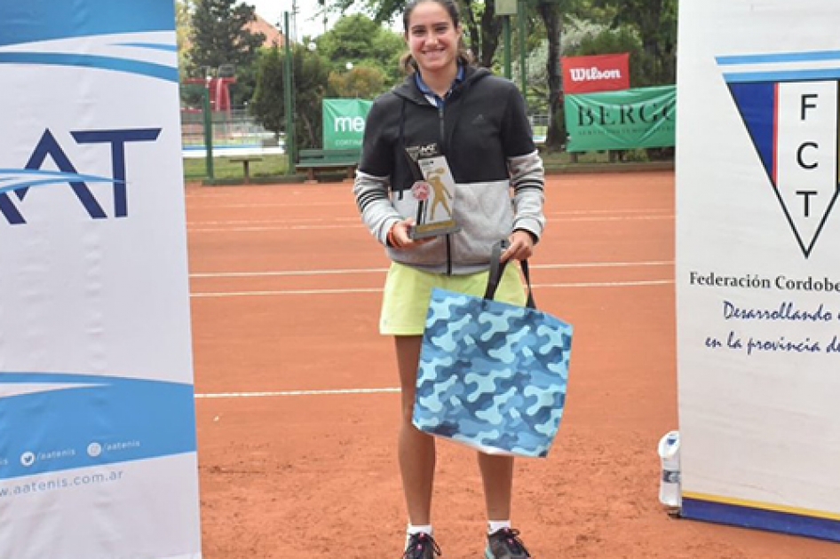 Carlota Martnez Crez encadena un nuevo triunfo jnior en Argentina