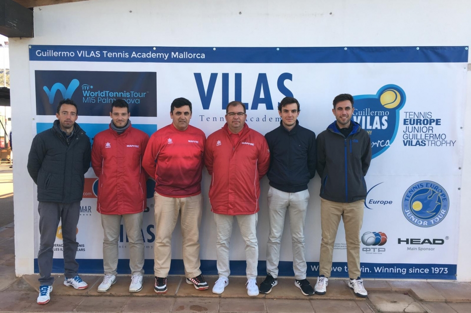 Equipo arbitral en los torneos ITF World Tennis Tour en Palmanova 