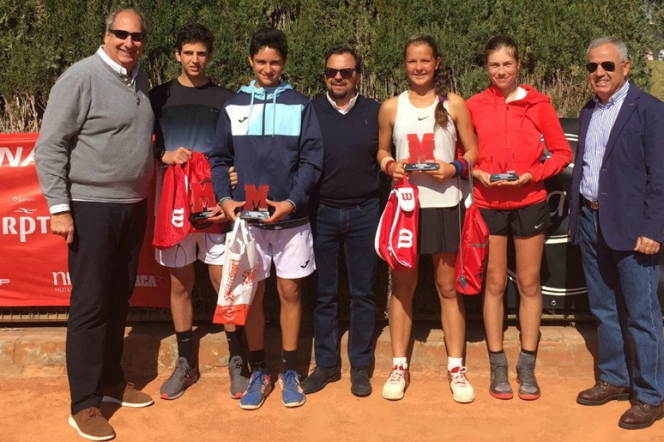 Pedro Rdenas y Elizabeth Jrna ganan el segundo torneo Marca Jvenes Promesas del ao en Sevilla