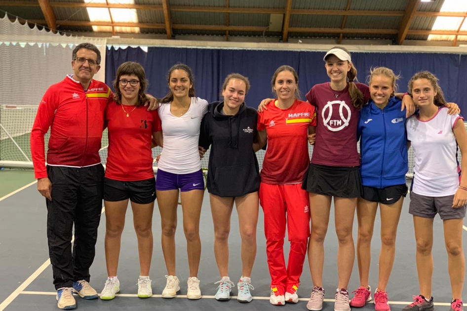 Segunda concentracin de la RFET con jugadoras Sub'16 en el CAR de Sant Cugat