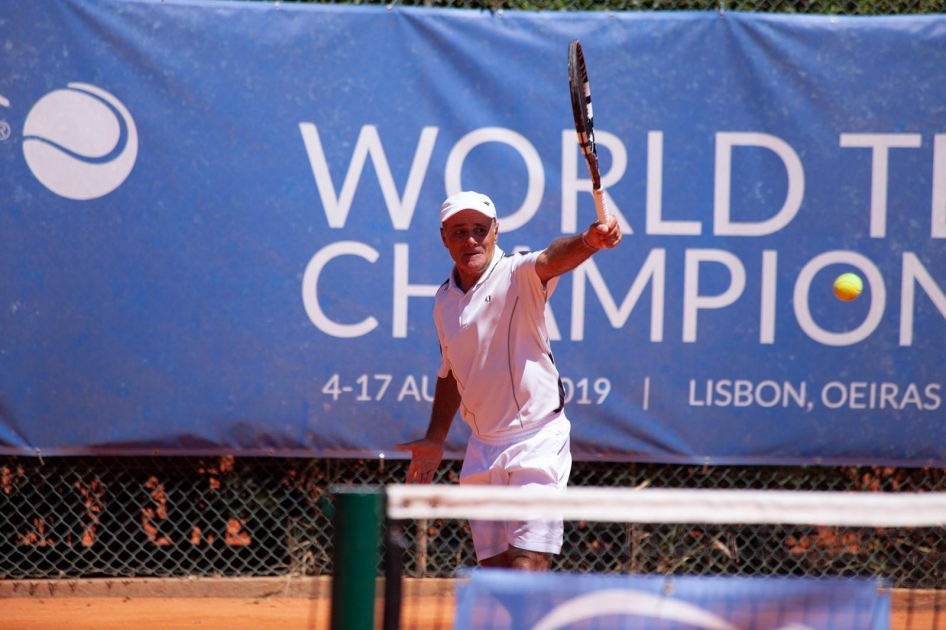 Medallas de plata para Eduard Osta y la pareja Linares-Villar en el Mundial Seniors de Portugal