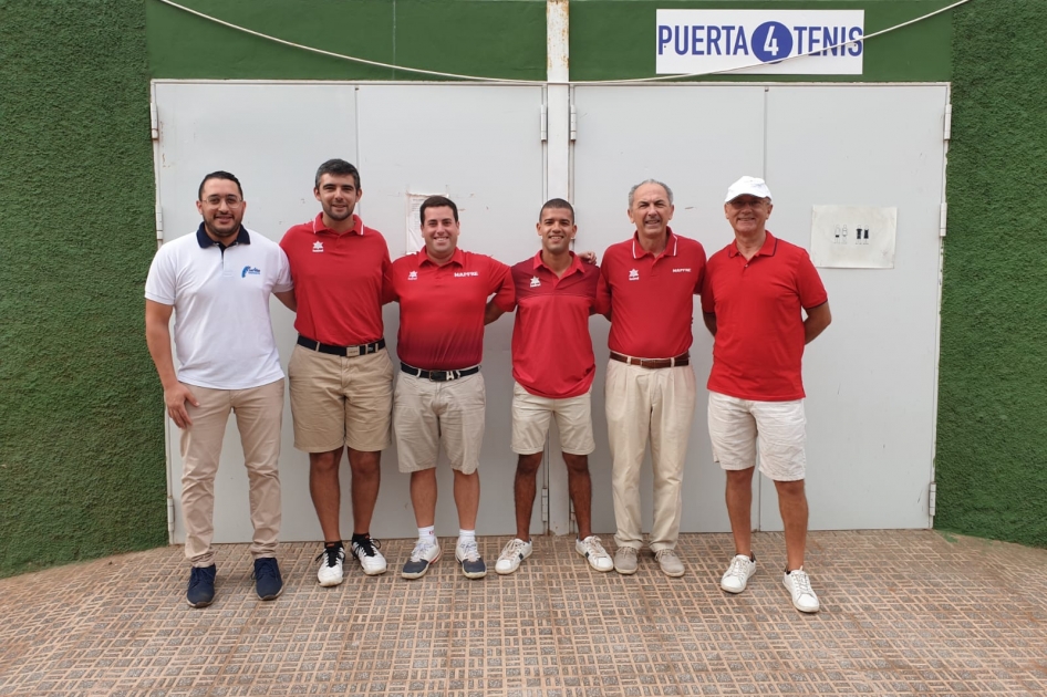 Equipo arbitral en los XVI Internacionales de Tenis Femenino Ciudad de Melilla