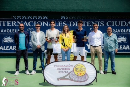 Izan Almazán conquista su primer título profesional en Ceuta ante Alejandro Turriziani