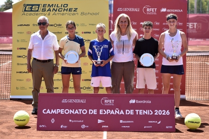 Claudia Valero y Fedor Milagkin se coronan en el Campeonato de España Alevín en El Prat