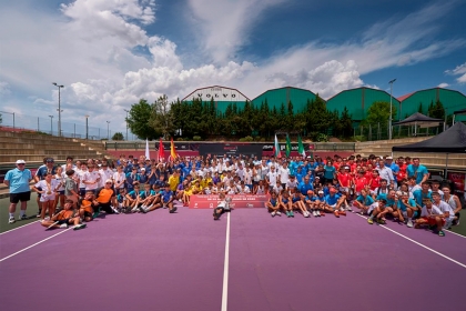 MADCUP TENNIS consolida su estreno con un formato único que ha reunido a más de 400 participantes