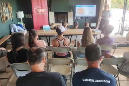 Charlas sobre la lucha contra el dopaje en los Campeonatos de España de Tenis Sub'16