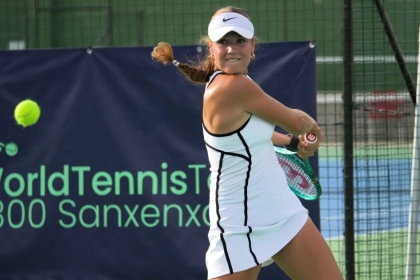 Victorias del esloveno Svit Suljic y la alemana Mariella Thamm en el júnior J300 de Sanxenxo