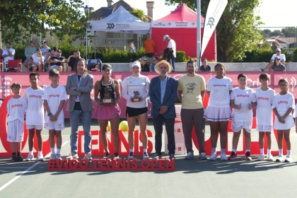 El torneo júnior de Vigo acaba en manos del italiano Simone Massellani y la letona Keisija Berzina